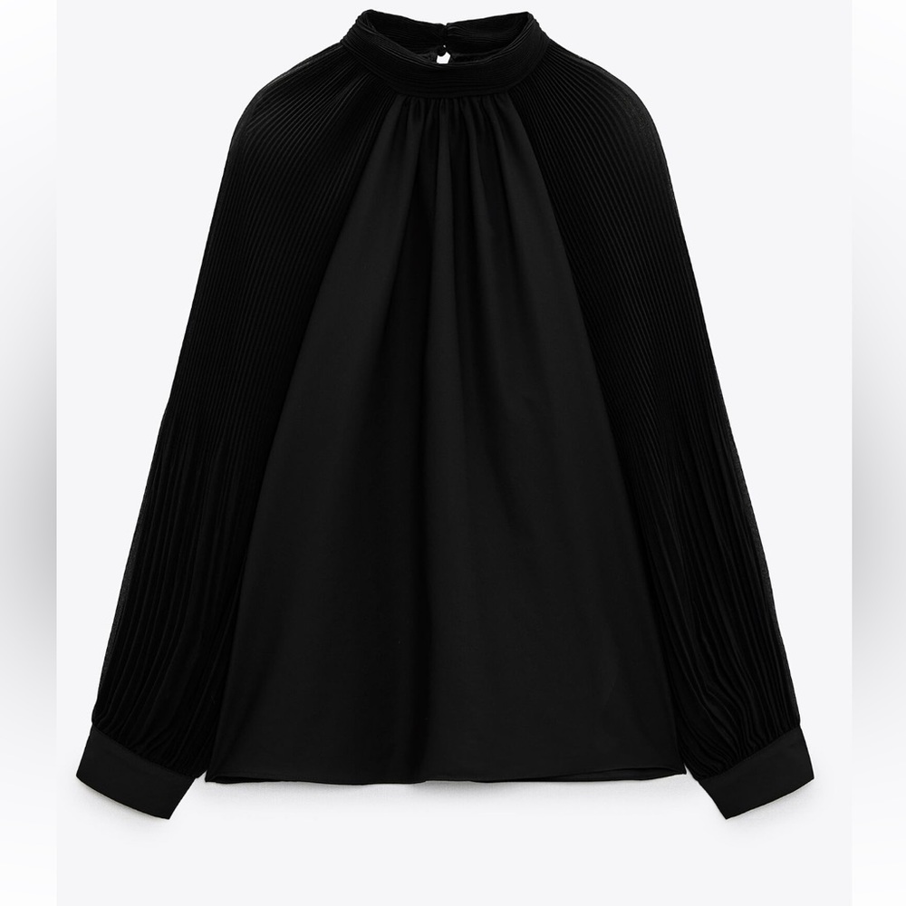 NWT Zara flowy pleated blouse